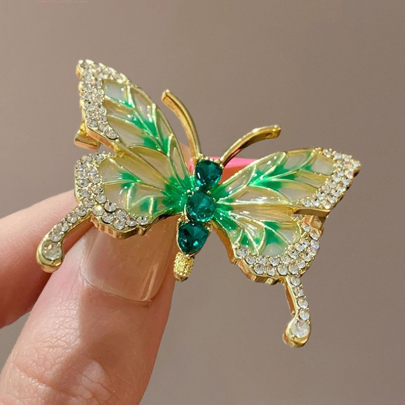 High-grade Exquisite Green Butterfly Brooch Women's Luxury Elegant Diamond-encrusted Suit Sweater Corsage Pin Fixed Clothes Accessories