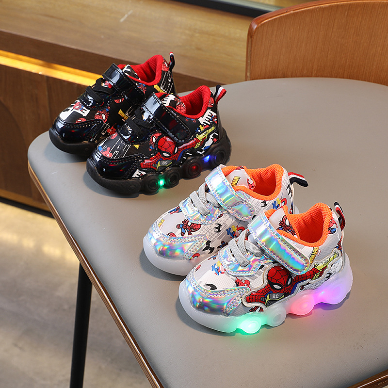 Baby boy's shoes with flashing light, girl's children's sports shoes, non-slip soft bottom baby toddler shoes 0-1 year old 3