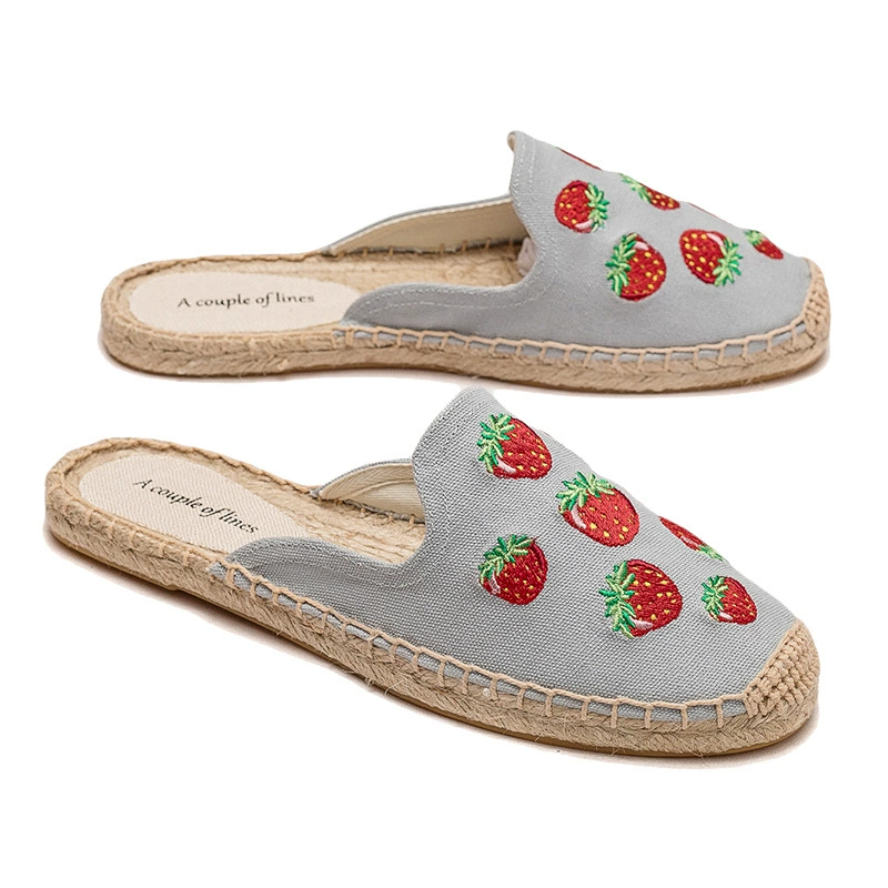 Straw slippers, fashionable footwear, comfortable universal shoes for leisure, with embroidery