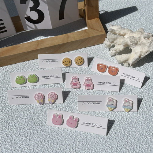 Acrylic Princess Flower Cute and Playful Ear Clips with Unique Design, Fashionable and Versatile
