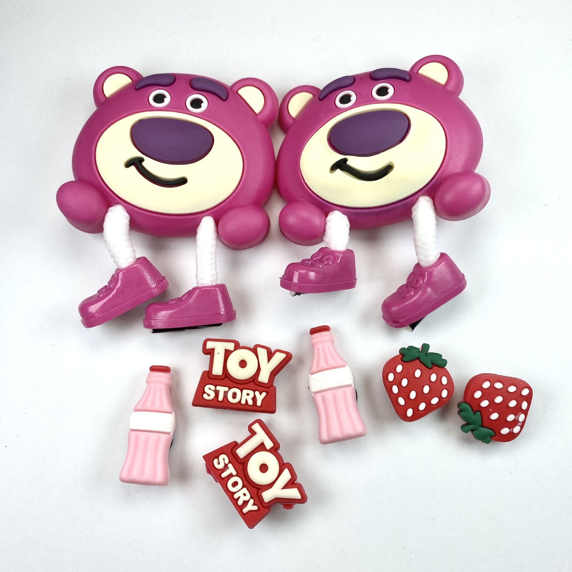 다리가 긴 딸기곰 - 신발 버클 포함