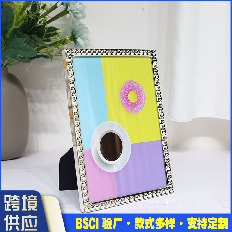 Cross-Border Simple Polka Dot Metal Photo Frame Table Iron Gold 6inch 7inch Home Decoration Photo Frame Ornaments Wholesale