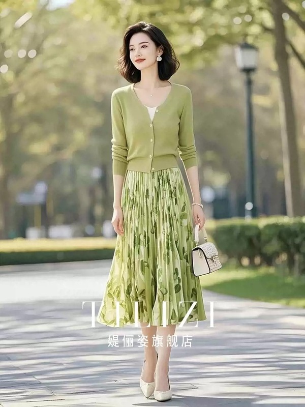 小个子绿色上衣碎花半身裙套装女2025开春新款通勤休闲时尚套装|undefined