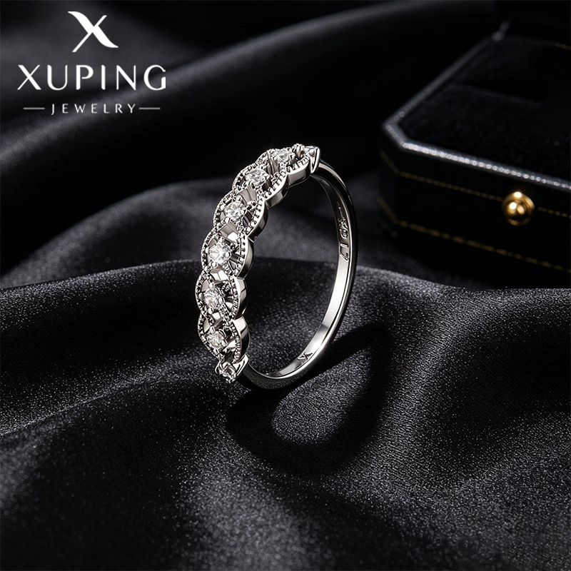 Xuping simple geometría hueco círculo sellado anillo de nicho japonés estilo coreano moda diaria fácil de montar anillo de joyería de mano mujer