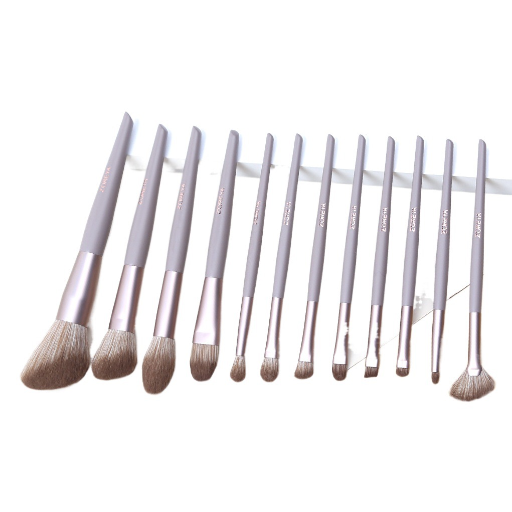 Zoreya leche marrón maquillaje herramientas Fundación sombra de ojos cepillo traje oblicuo Corte señaló cola 12 piezas maquillaje cepillo conjunto completo venta al por mayor