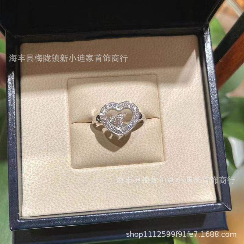 High Version V Gold Happy Diamond Ring Female 18K Rose Gold Three Diamond Heart-Shaped Ring Engagement Ring Wholesale