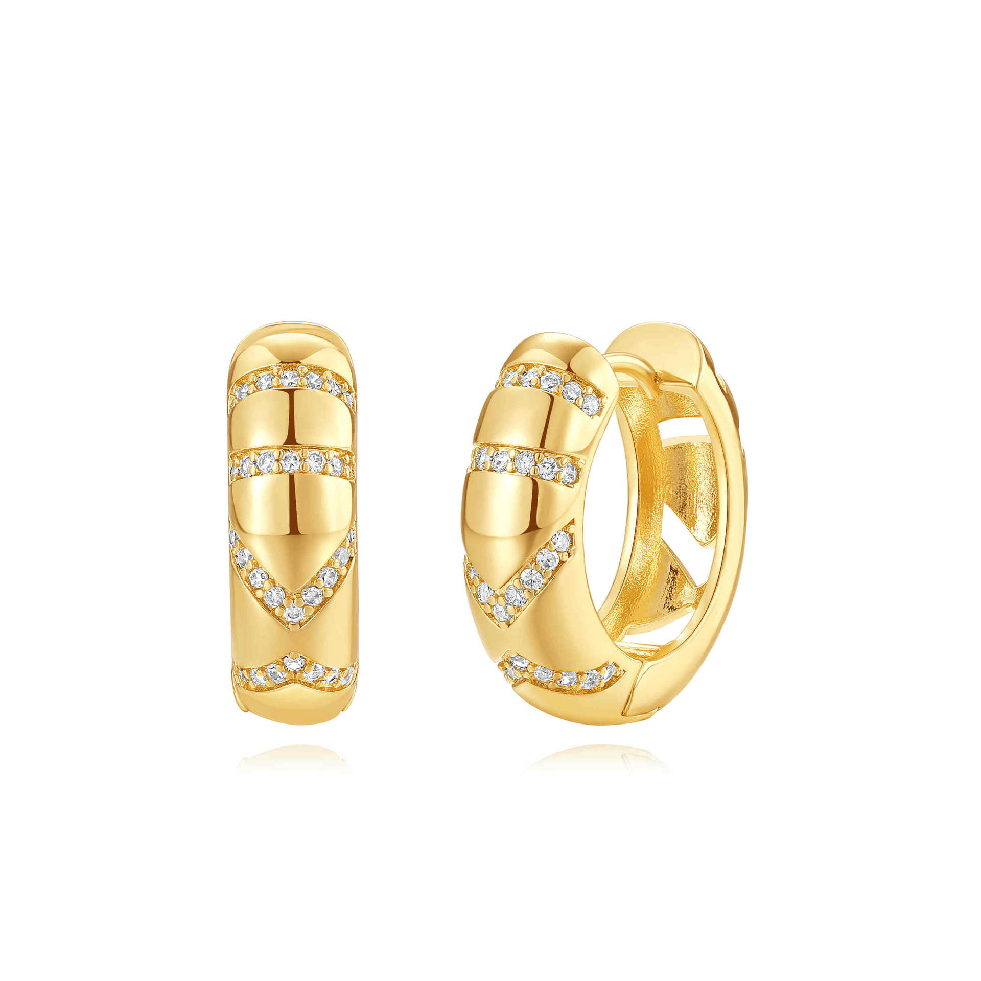 Pendientes de diamantes de cobre de moda de estilo INS, diseño de súper flash hueco de moda de lujo ligero, pendientes de diamantes de lujo que no se desvanece