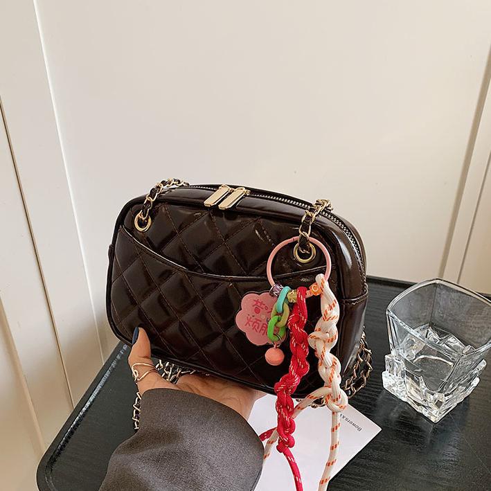 Bolso de cadena de diamante brillante para mujeres 2025, nuevo estilo de moda versátil, bolso de hombro, bolso casual simple