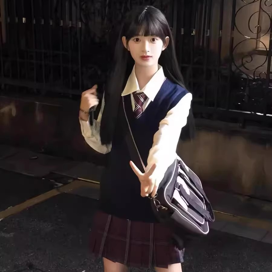 厂家原创jk制服V领套头马甲背心秋冬学院风针织衫 内搭毛衣女套装