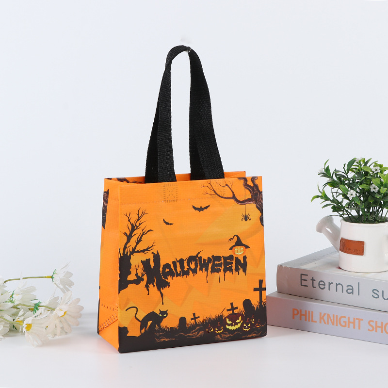 Transfronterizo en stock Bolso de Halloween tridimensional prensado en caliente impresión en color película de calabaza Bolsa de compras de caramelo bolsa no tejida