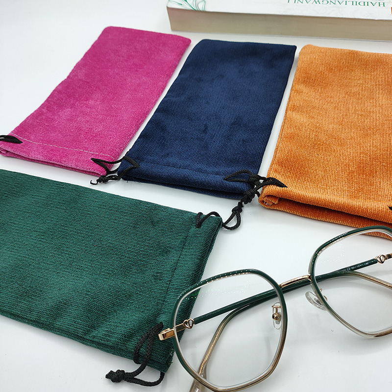 Caja de gafas de sol bolsa de almacenamiento bolsa de terciopelo portátil en stock bolsa de Ojos de pelo rápido
