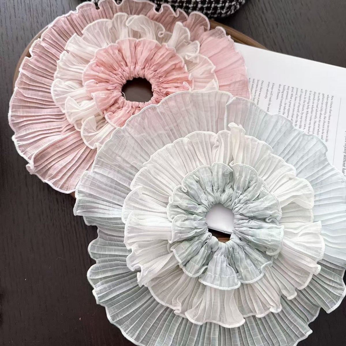 Forest-style Multi-layered Lace Ruffled Scrunchie For Women_voghion.com