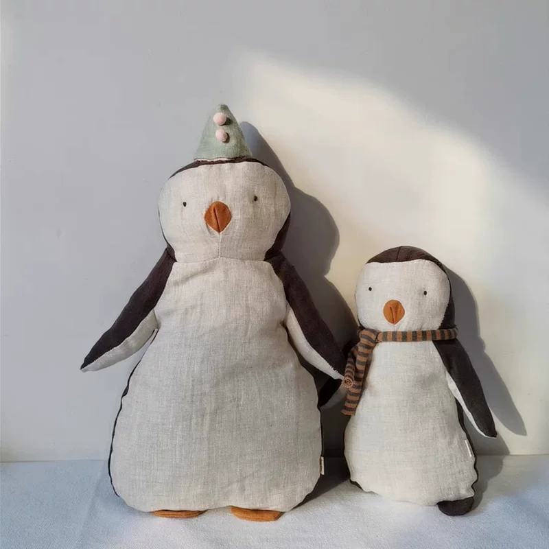 Genuine brand doll, appeases children's cloth, pinguin, Birthday gift