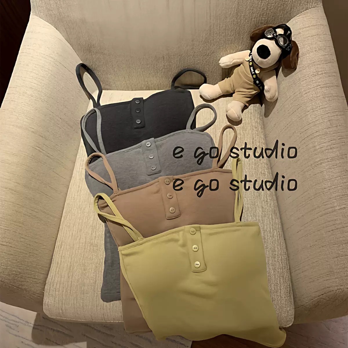 Solid Color Brushed Camisole with Chest Pads for Women, Autumn and Winter Slim Fit, High-End Versatile Base Shirt Top