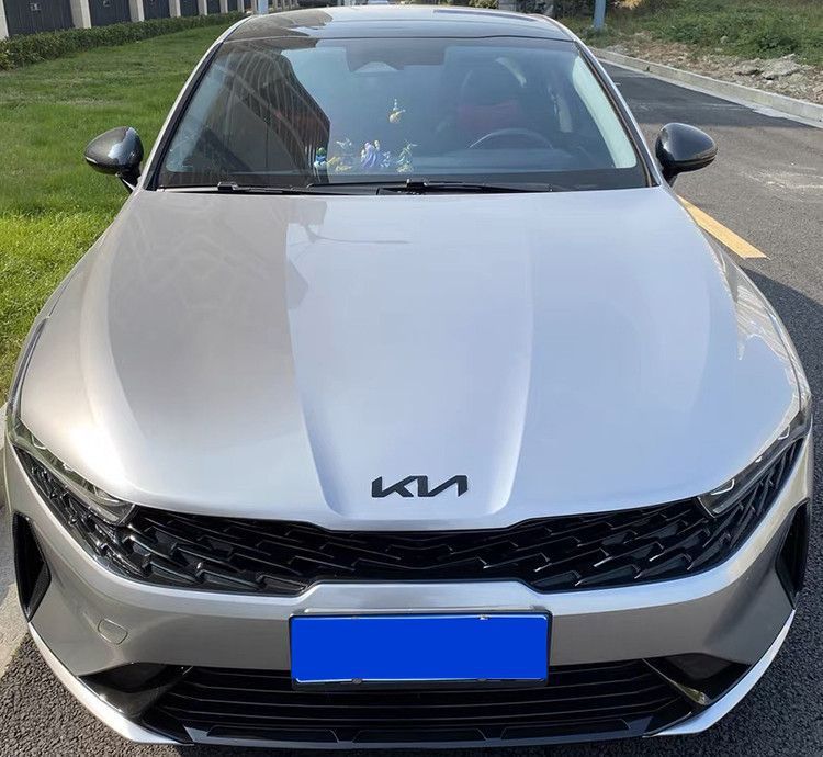 Suitable for Kia's new KN car logo metal sticker, modified black front and rear car logo decorative sticker, rear tail letter emblem
