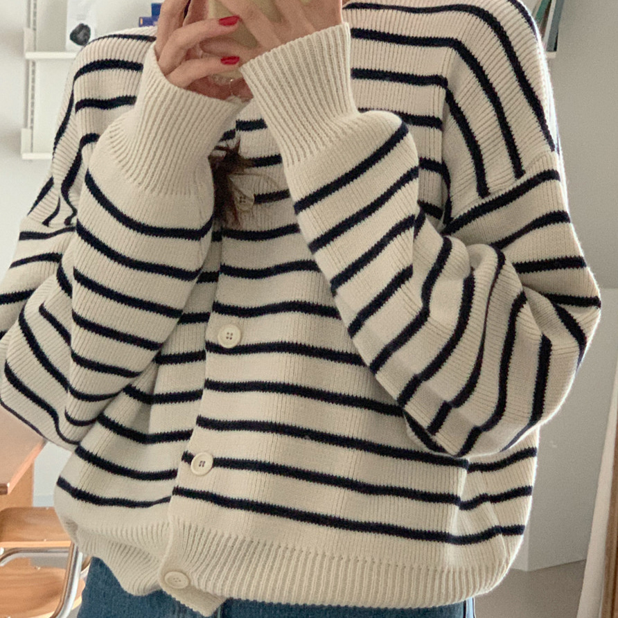 2021 SC Han Dongmen autumn and winter new women's premium round collar striped sea soul sweater long-sleeved cardigan