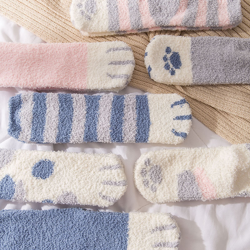 Coral Fleece Socks Women's Cute Furry Home Sleep Socks Autumn and Winter Fleece-Lined Thickened Mid-Tube Moon Floor Socks Coral Fleece Socks Women's Cute Furry Home Sleep Socks Autumn and Winter Fleece-Lined Thickened Mid-Tube Moon Floor Socks