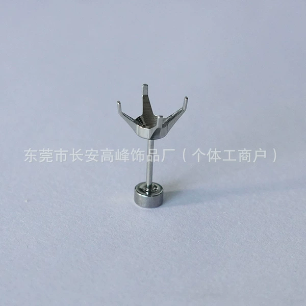 Zircon earrings toga round cake