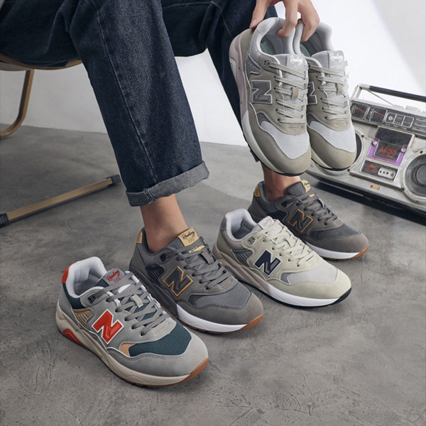 Classic sports casual breathable retro sneakers for leisure