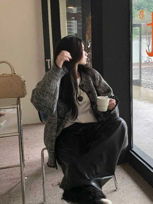 高級感のある小香風韓系の柔らかいモチモチのセーターのコートのカーディガンの女性の秋冬の怠惰なデザイン感の中の長いニット|undefined