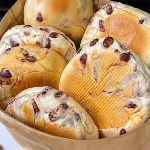 Red Bean Cheese Bag Cheese Bread Chocolate Sandwich Soft Bread Breakfast Late Night Snack Whole Box Snack Liquid Bread