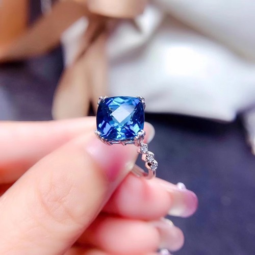 New Style Elegant Princess Cut Diamond London Blue Pendant Set with Topaz and Sapphires for Women, Adjustable Ring