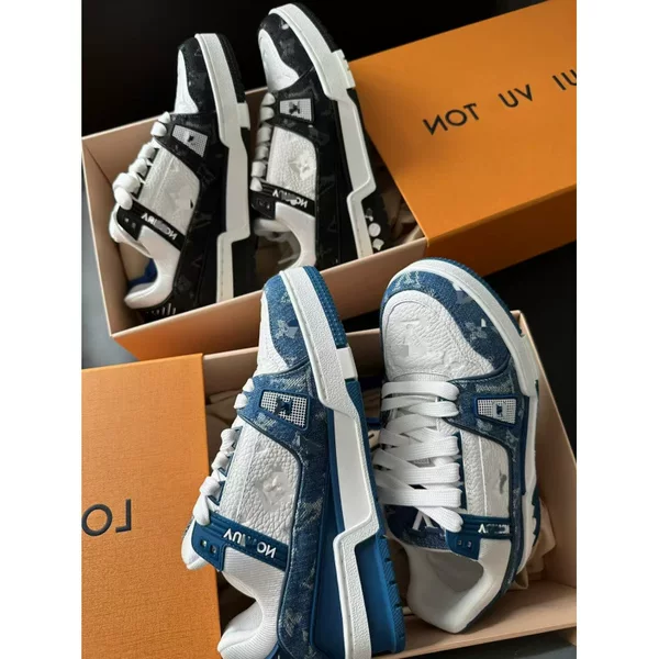 Pure original, high-end, low-top sneakers from the brand “Pang Ding Lujia,” available in unisex and couple styles, versatile, comfortable, casual, and height-enhancing, offering great value for money