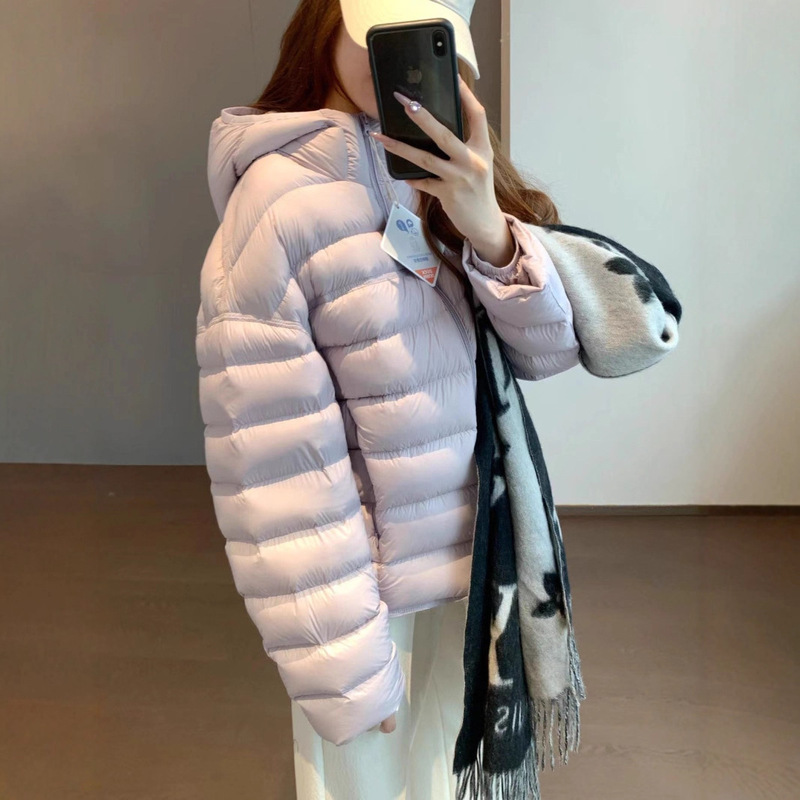 Thewow Comfortable down 90% White Duck down Dupont Triple Protection Fluffy Full Silhouette Integrated Hooded Rib down Jacket Thewow Comfortable down 90% White Duck down Dupont Triple Protection Fluffy Full Silhouette Integrated Hooded Rib down Jacket