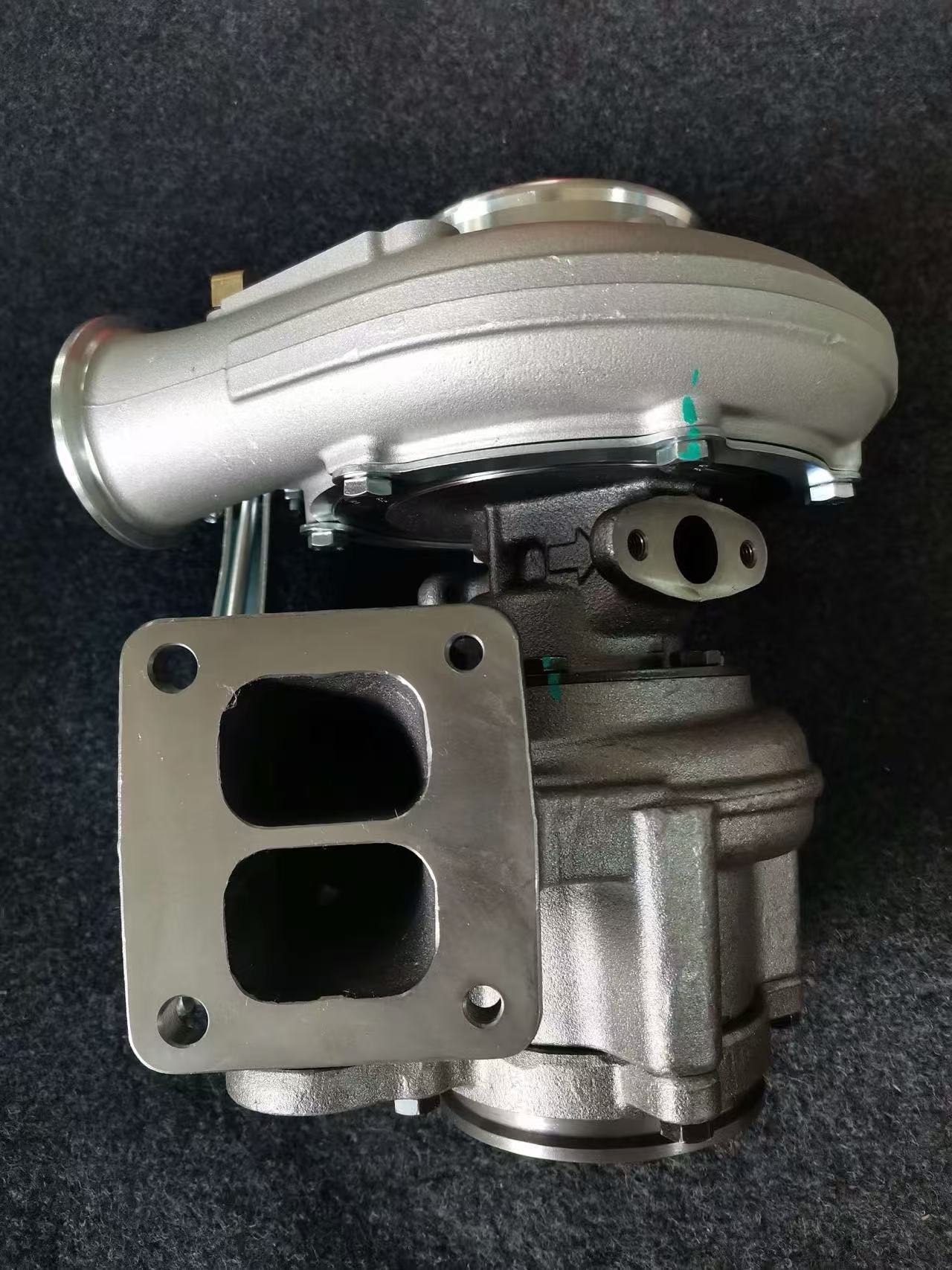 Suitable for Hongyan Jieshi 3772605 Hx52W Turbocharger