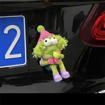 Car rear doll, car toy, electric car rear decoration, bicycle ornament, Bikini Bottom ugly fish car exterior decoration (Car ornaments) - standard-green-hair-pink-hat-slow-fish
