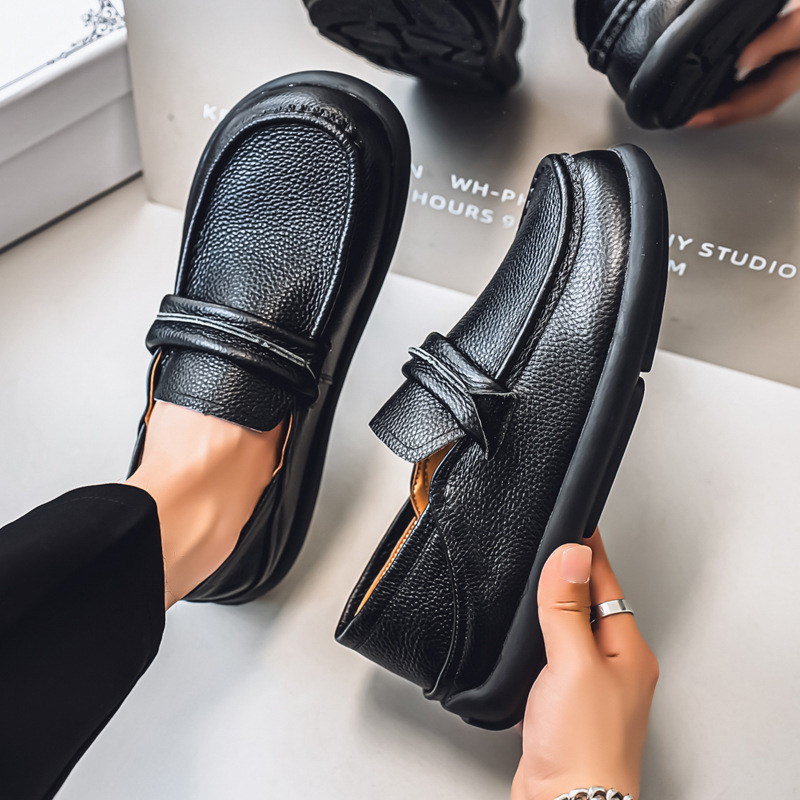 Zapatos perezosos moda de verano zapatos de cuero de cabeza grande de todo fósforo zapatos casuales cómodos de suela suave para hombres zapatos de negocios de moda para hombres