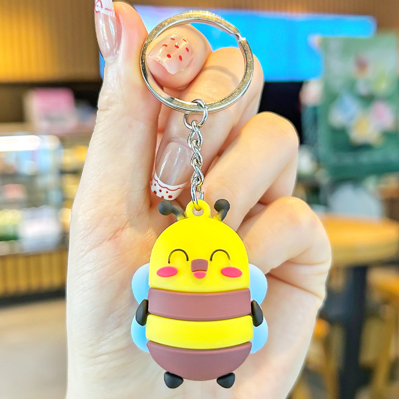 2025 nuevo llavero de abeja de libélula de dibujos animados muñeca de insecto creativo bolso de escuela de estudiante colgante pequeño regalo