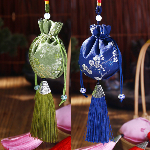 Manufacturer wholesale sachet sachet empty bag wholesale Dragon Boat Festival DIY blue and white cotton and linen bag customization