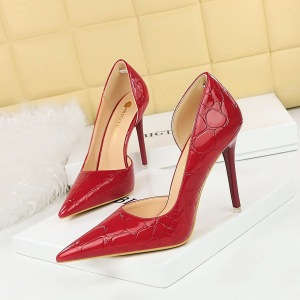 1298-3 European and American style thin heels, high heels, shallow mouth, pointed side hollowed out patent leather, retr