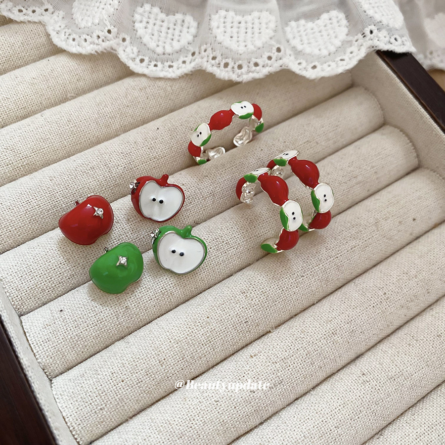 Ensemble de bagues en forme de pomme en forme de C, style forêt, avec aiguille argentée et motif goutte d'huile. Boucles d'oreilles au design unique et frais._voghion.com