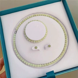 手镯;手链;戒指