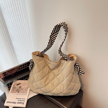 �p��ͨ���޷��μ��2025�¿�s���e����Ůʿ�r�КW������б���