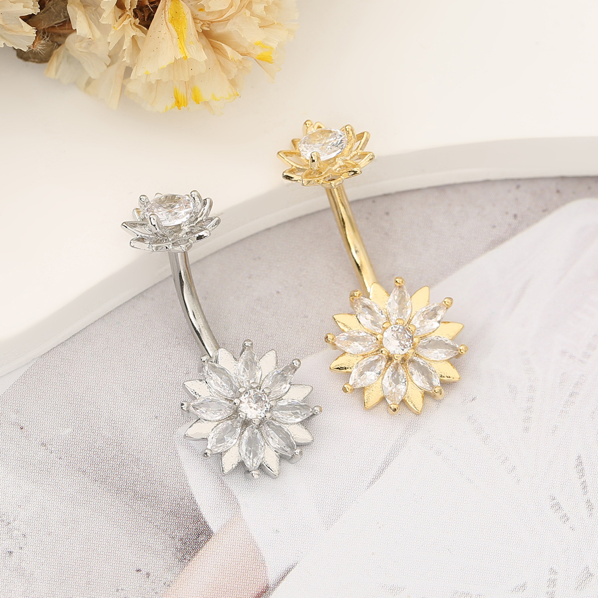 Diamond-encrusted Navel Stud For Women, Elegant Belly Button Ring_voghion.com