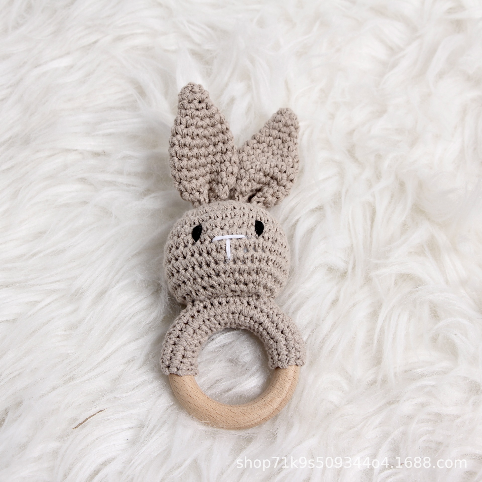 Crochet Rattle Baby Animal Conejo Pascua Crochet Meced Wood Hecho a mano Juguete tranquilizador