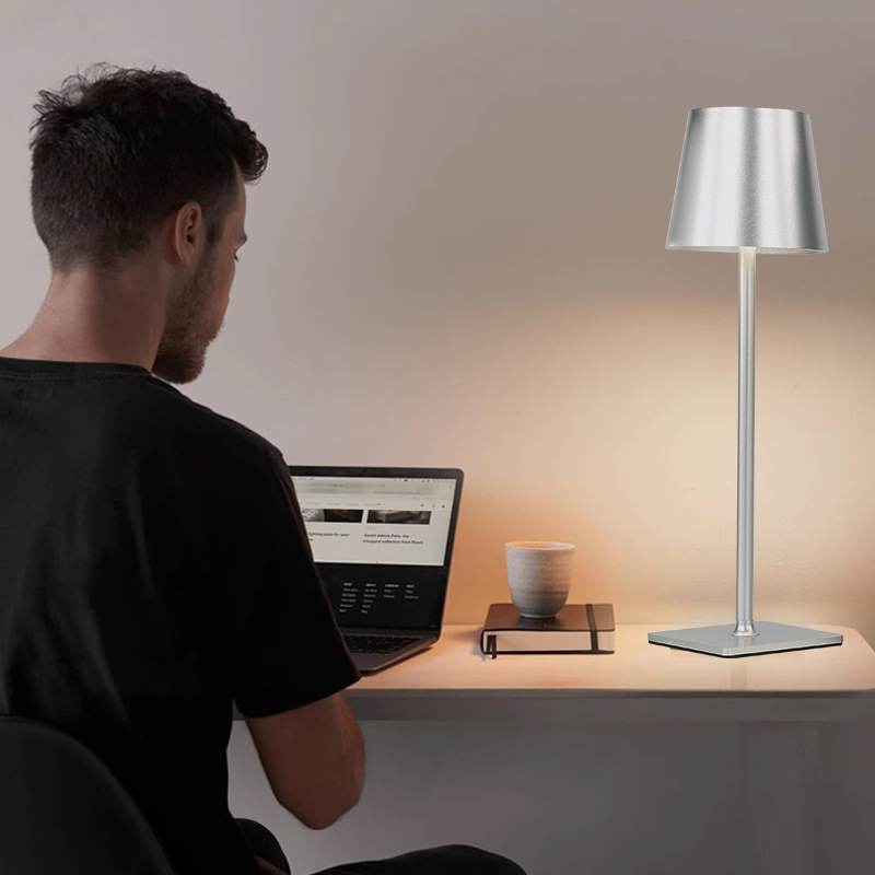 American High Pies USB Lámpara de mesa de carga dormitorio cabecera LED Pleasure Touch decoración de la sala de estar atmósfera sensación de cabecera image 3
