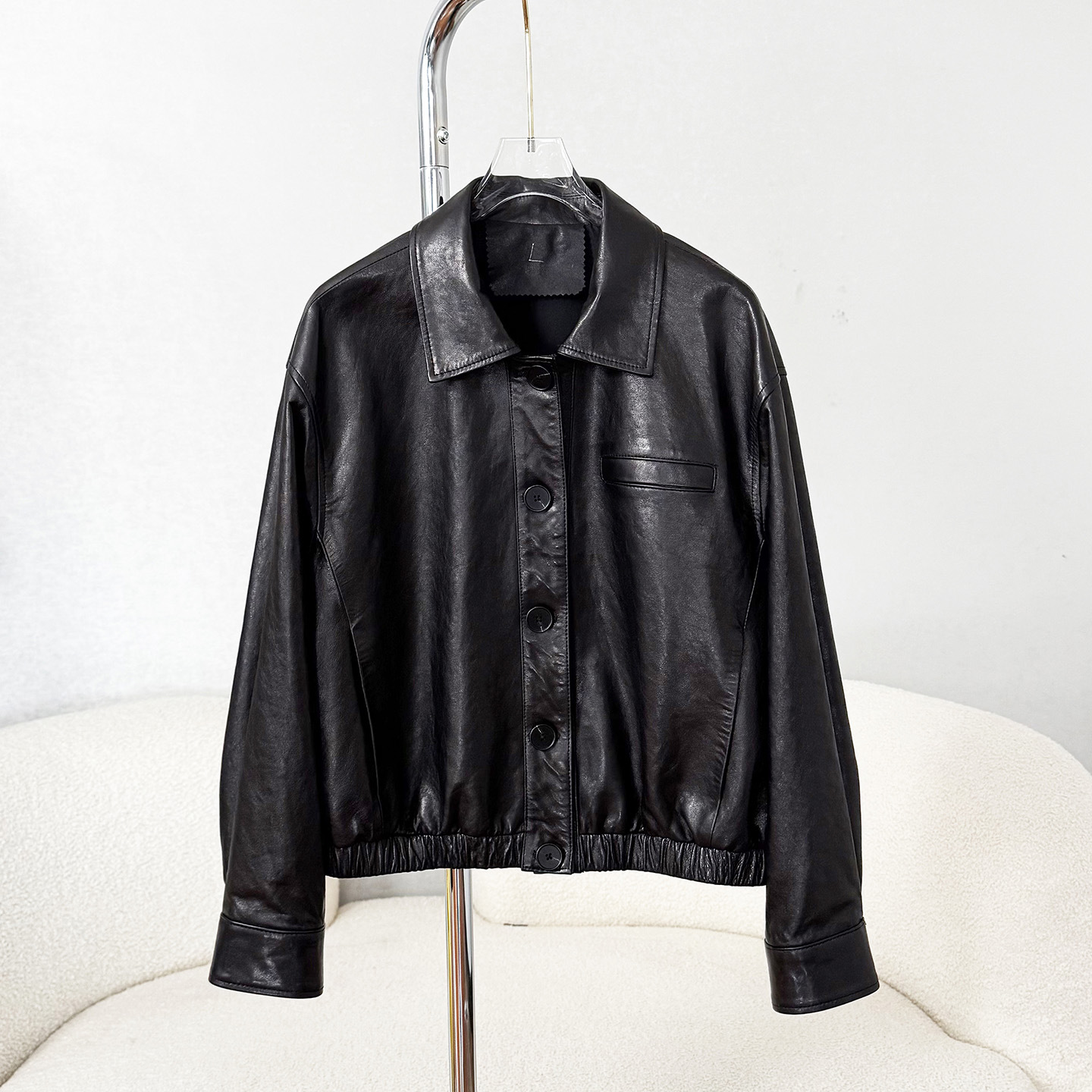 2026 New Model Jade Oil Wax Leather Vegetable-Tanned Sheepskin Genuine Leather Short Jacket for Women