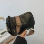 单肩小众新款秋冬包包