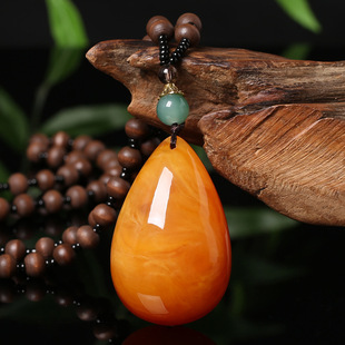 Factory beeswax pendant sweater chain necklace wholesale resin high sense national wind live welfare will sell jewelry women