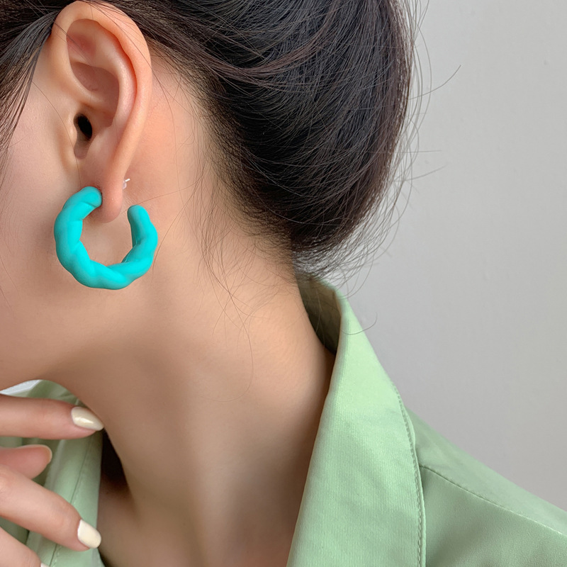 1 Pair Quantity Holiday, Daily Occasion Acrylic Material 1 Pair Sweet Solid Color Spray Paint Arylic Ear Studs