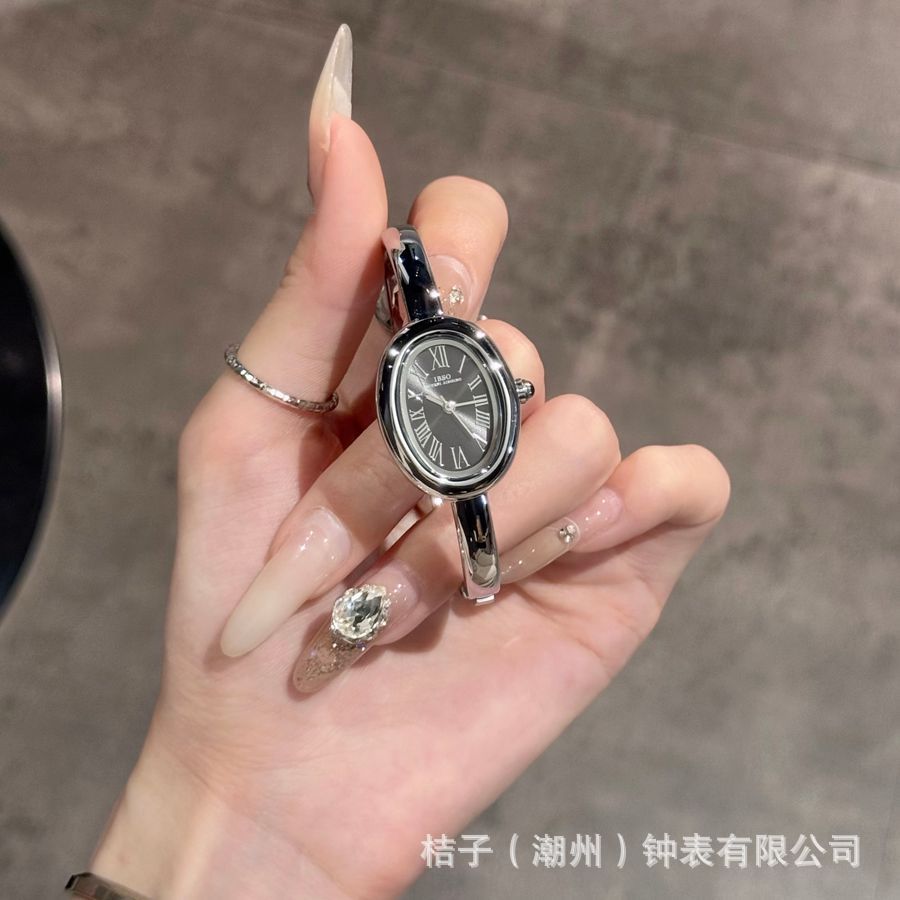 IBSO Bracelet Quartz Watch Small Dial Niche Light Luxury Texturized Roman Scale Oval Retro Cross-Border 1189