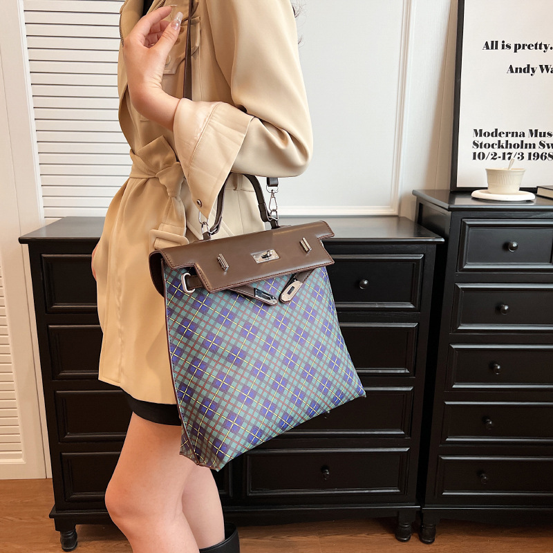 Mochila de gran capacidad con colores contrastantes, ligera para niñas, nuevo diseño de nicho, para mujer de moda._voghion.com