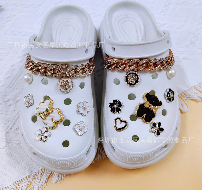 K54-14 새로운 흑백 곰 모조 다이아몬드 체인 (신발 제외)