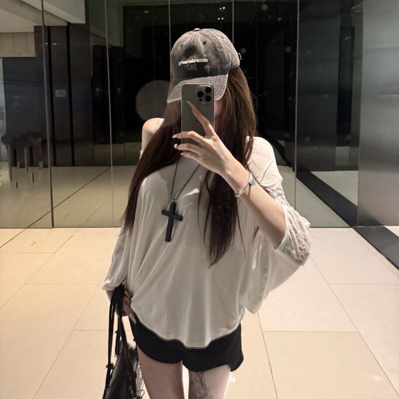 2026 Summer New Style Internet Celebrity Inspired Elegant T-Shirt with Lace Back Panel and Batwing Sleeves, Air Conditioner Cover-Up Top 2026 Summer New Style Internet Celebrity Inspired Elegant T-Shirt with Lace Back Panel and Batwing Sleeves, Air Conditioner Cover-Up Top
