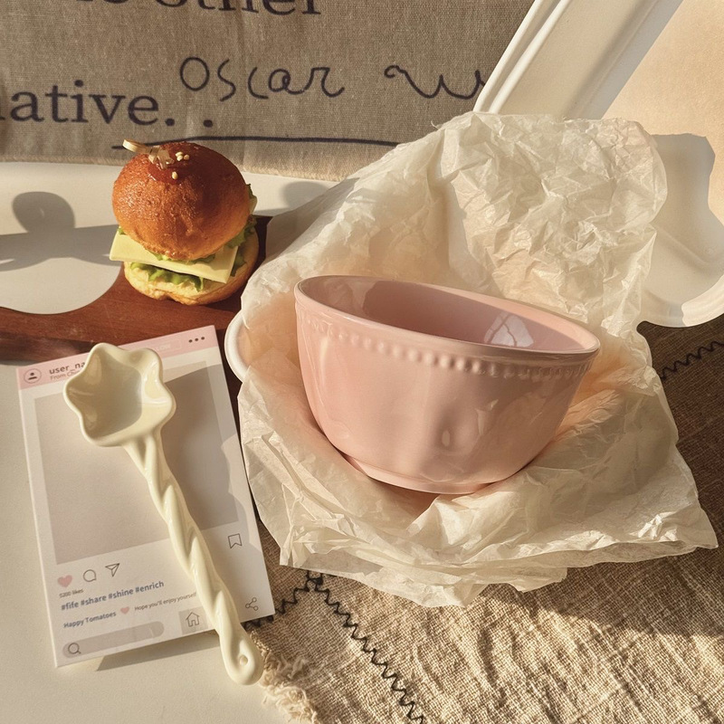 レリーフ新作飯碗insクリーム風カラー釉薬下彩家庭用高颜値食器少女デザート碗陶磁器|undefined