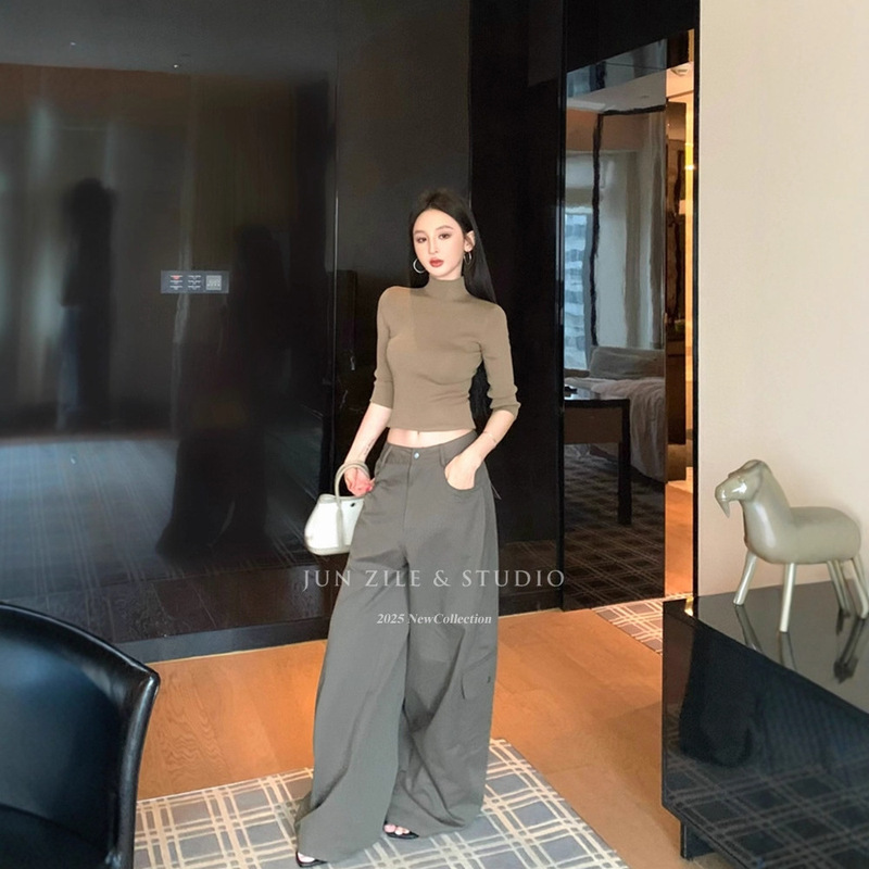 Two-Piece Suit, Western-Style Wide-Leg Overalls, Autumn New Women's Slim Fit Half-Turtleneck Knitted Top